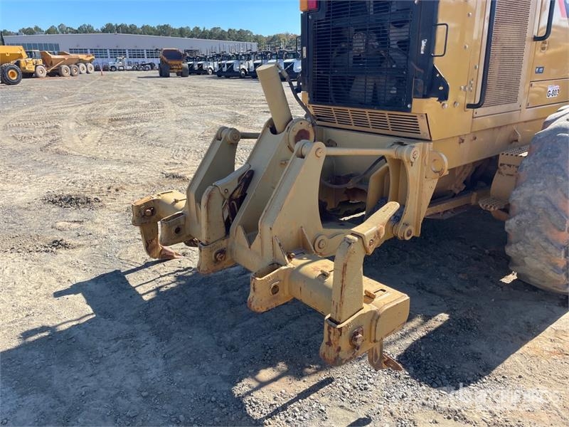 CAT 140M VHP Grejdery