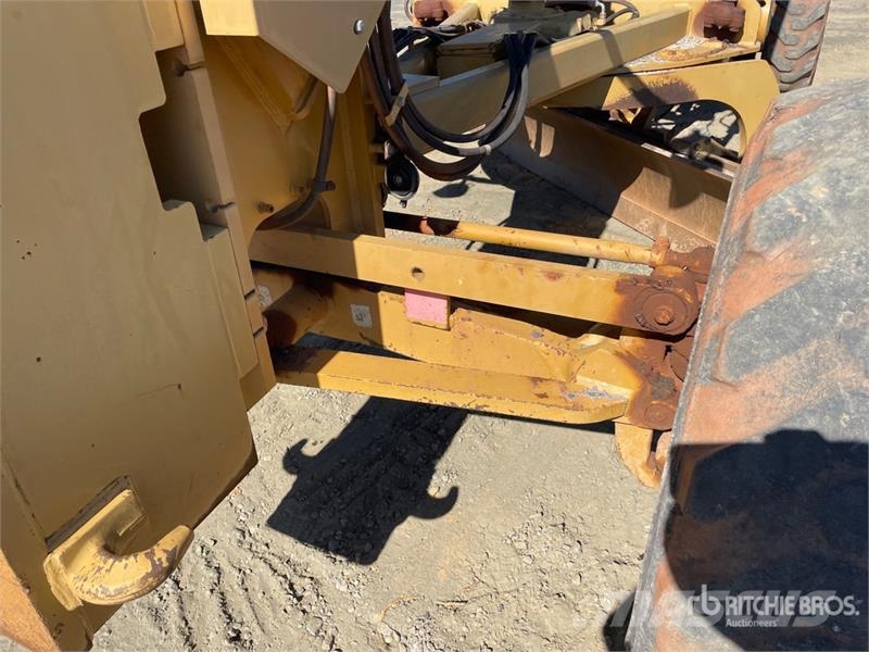 CAT 140M VHP Grejdery