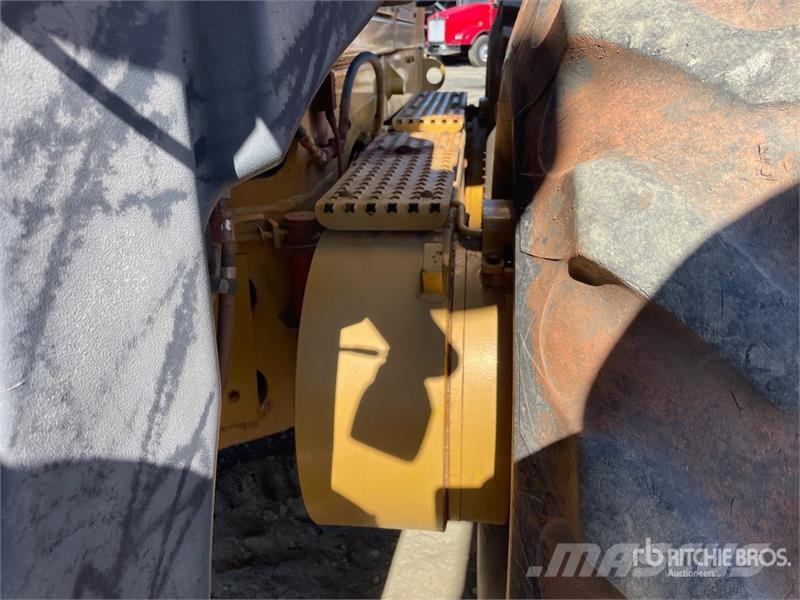 CAT 140M VHP Grejdery
