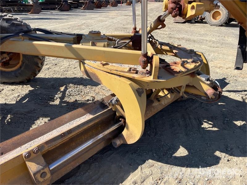CAT 140M VHP Grejdery