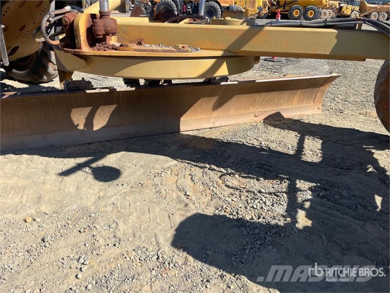 CAT 140M VHP Grejdery