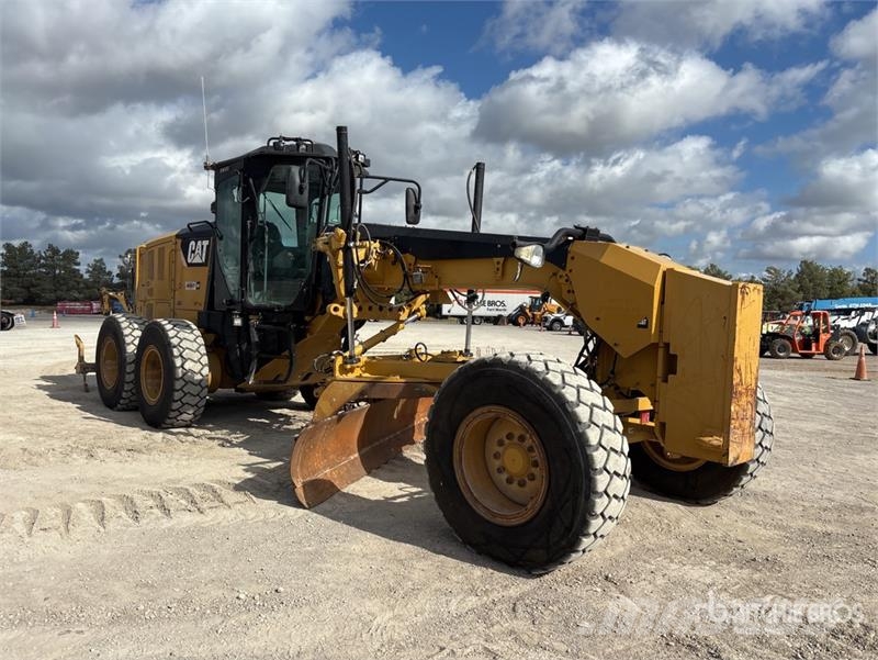 CAT 140M2 Motor Grader معدات تمهيد الطرق