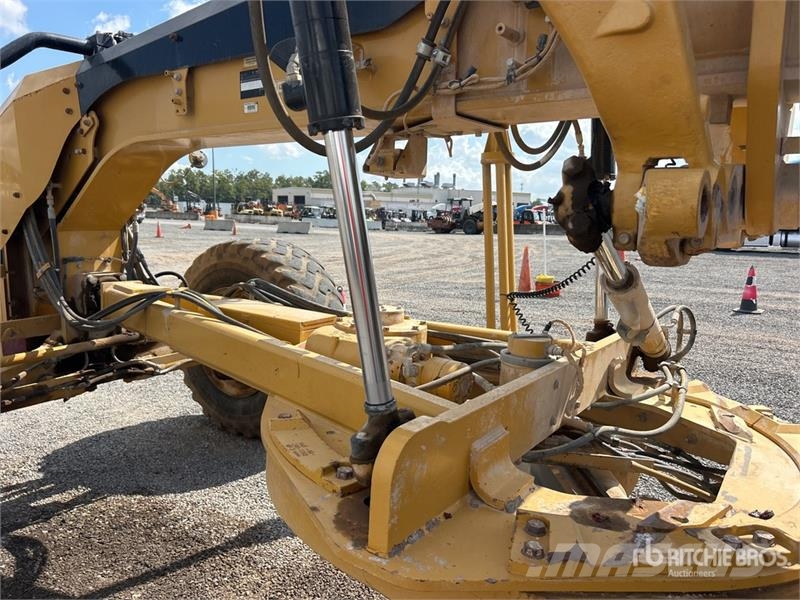 CAT 140M2 VHP Vejhøvle / Gradere