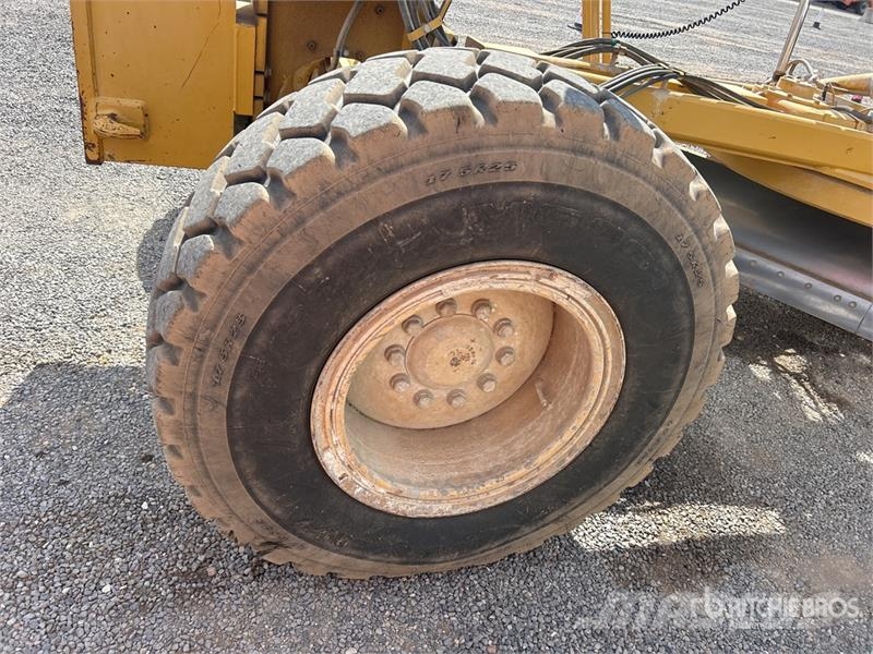 CAT 140M2 VHP Vejhøvle / Gradere