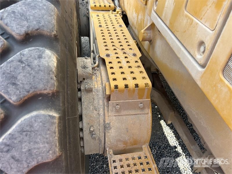 CAT 140M2 VHP Vejhøvle / Gradere