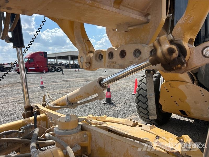 CAT 140M2 VHP Vejhøvle / Gradere