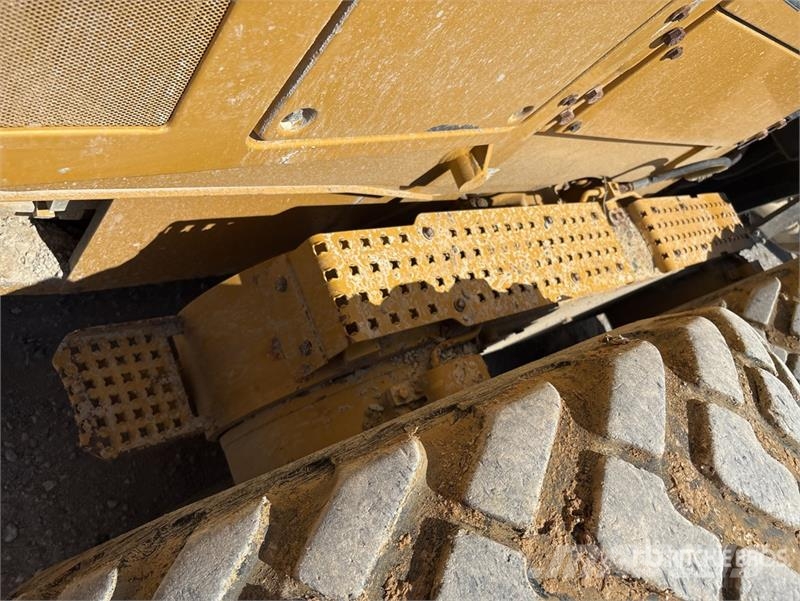 CAT 140M2AWD AWD Motor Grader Grederji