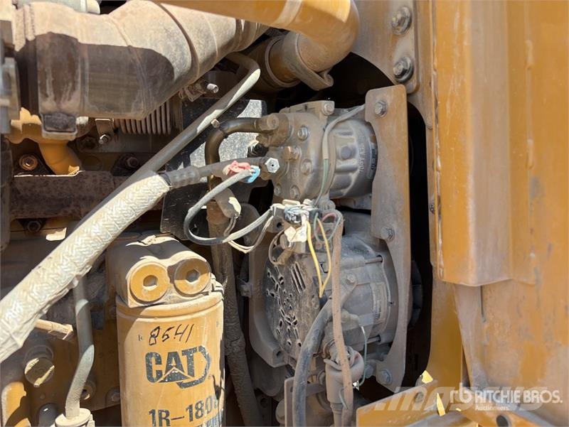 CAT 140M2AWD AWD Motor Grader Grederji