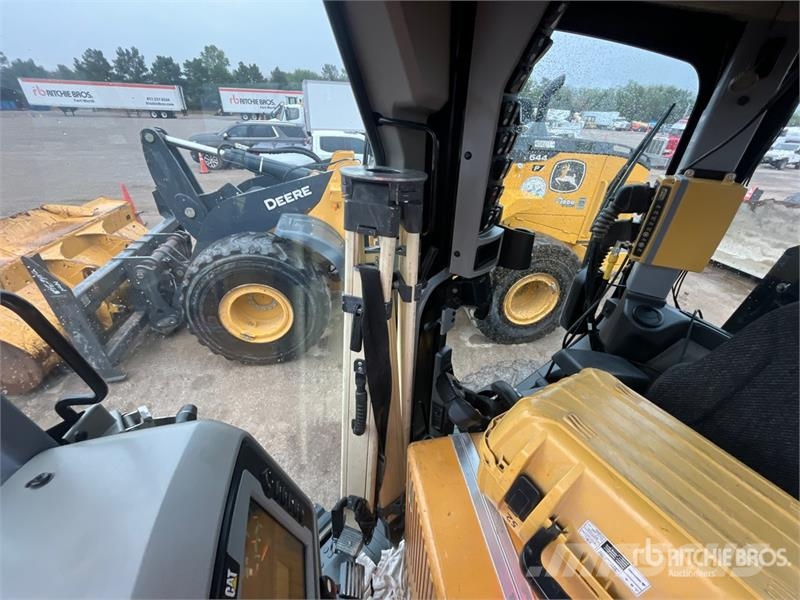 CAT 140M3 Motor Grader Motonoveladoras