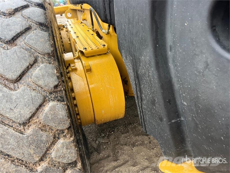 CAT 140M3 Motor Grader Motonoveladoras