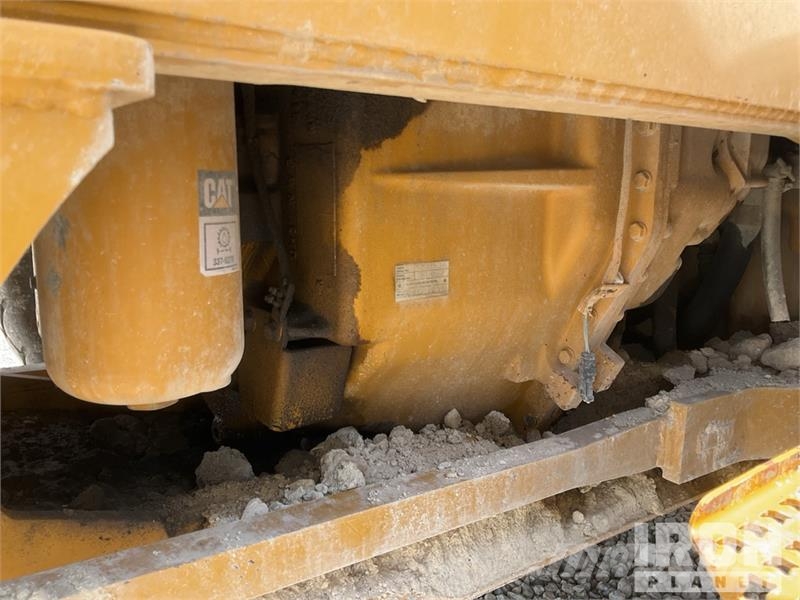 CAT 140M3 Motor Grader Väghyvlar