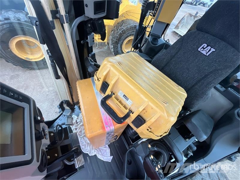 CAT 140M3 Motor Grader Motonoveladoras