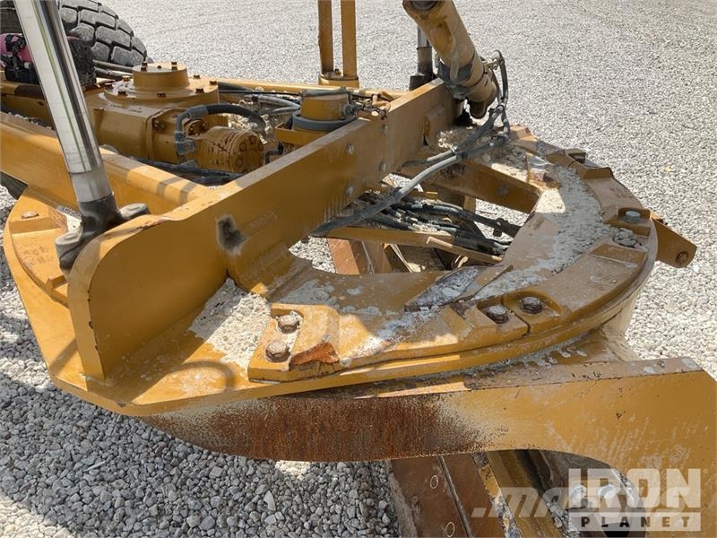 CAT 140M3 Motor Grader Väghyvlar