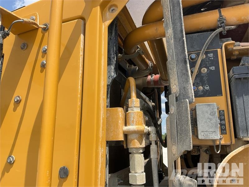 CAT 140M3 Motor Grader Väghyvlar