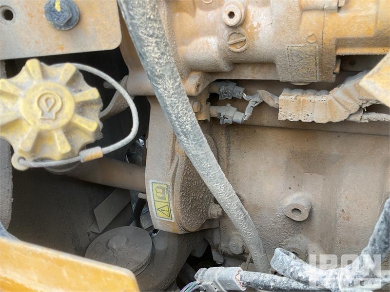 CAT 140M3 Motor Grader Väghyvlar