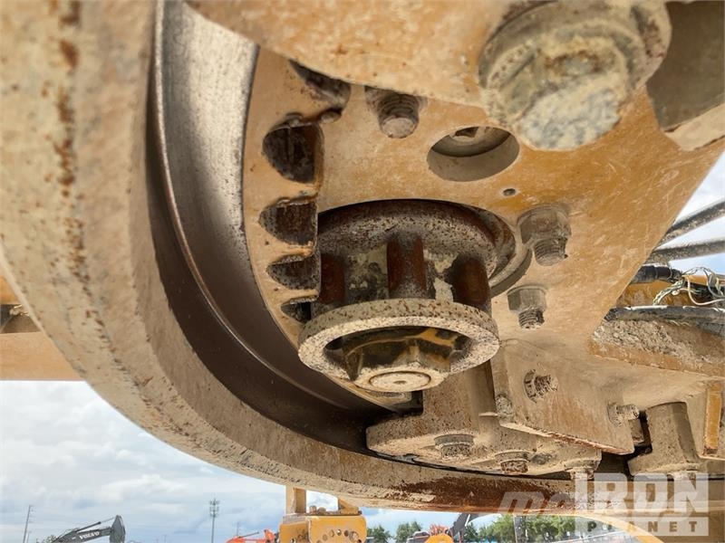 CAT 140M3 Motor Grader Väghyvlar