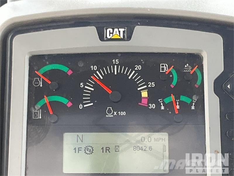 CAT 140M3 Motor Grader Väghyvlar