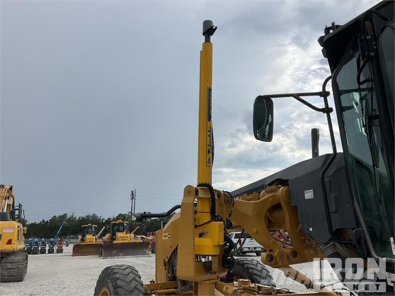 CAT 150 AWD Motor Grader Väghyvlar