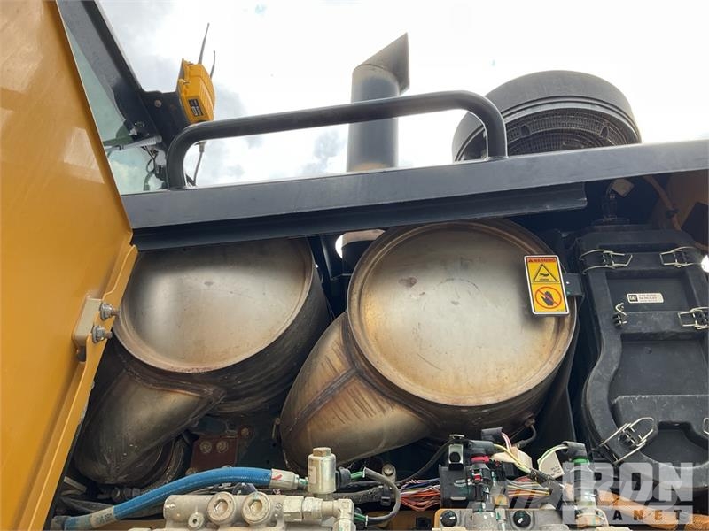 CAT 150 AWD Motor Grader Väghyvlar