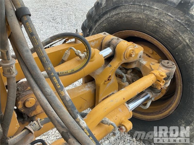 CAT 150 AWD Motor Grader Väghyvlar