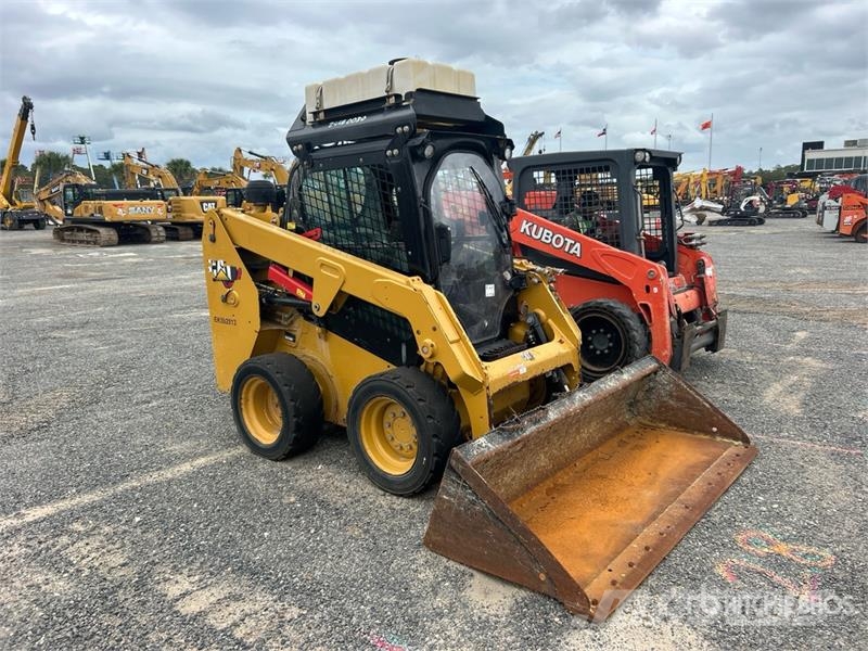 CAT 226D3 Two-Speed Skid Steer Loader Skid steer mini nakladalci