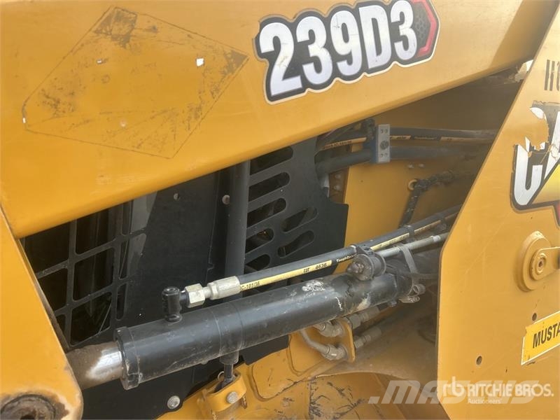 CAT 239D3 Φορτωτάκια