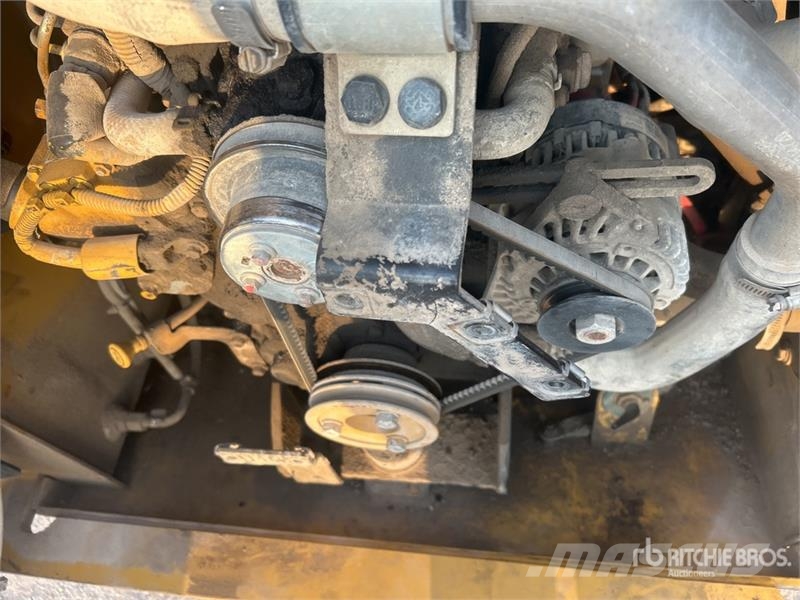 CAT 239D3 Φορτωτάκια
