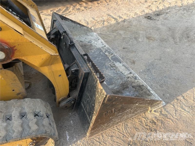 CAT 239D3 Φορτωτάκια