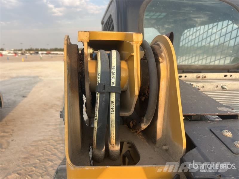 CAT 239D3 Φορτωτάκια