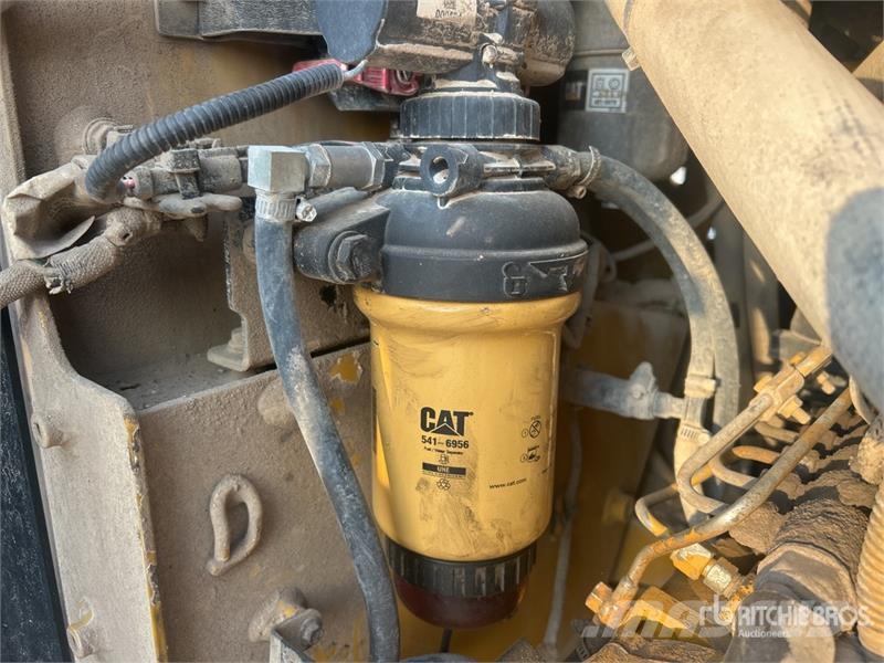 CAT 239D3 Φορτωτάκια