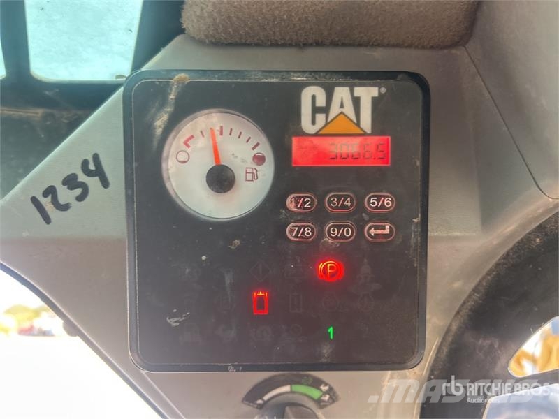 CAT 239D3 Φορτωτάκια