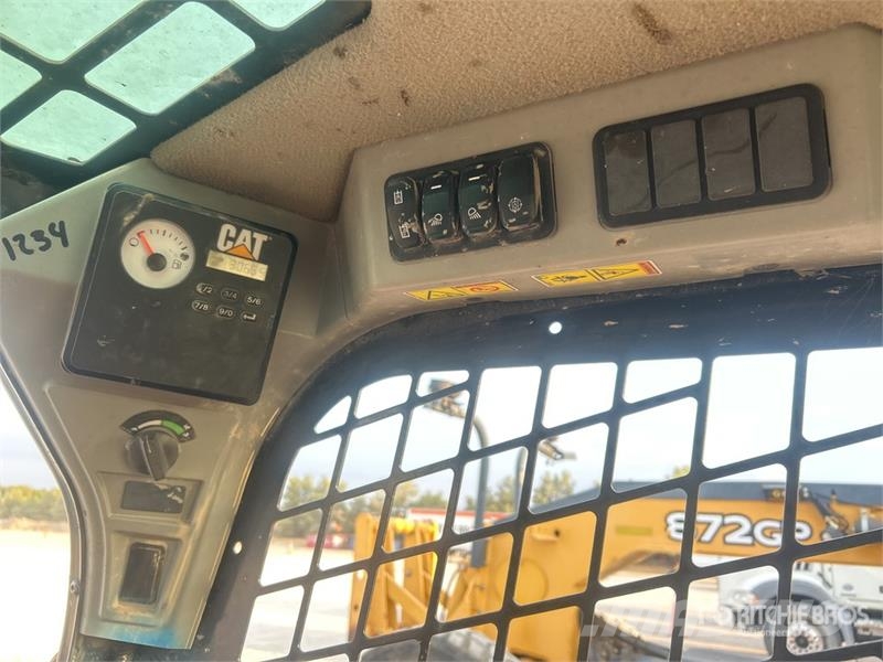 CAT 239D3 Φορτωτάκια