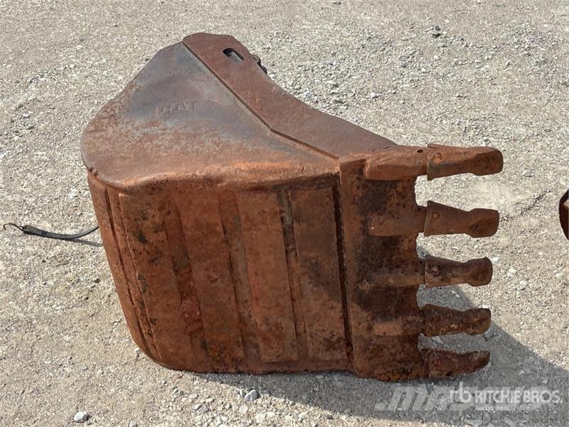 CAT 24 in Digging Excavator Bucket Baldes