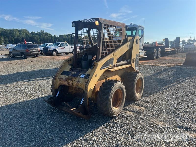 CAT 246 Mini Pale Gommate