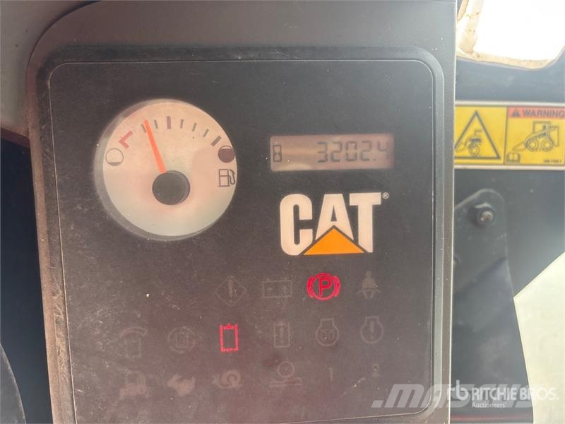 CAT 246C Chargeuse compacte