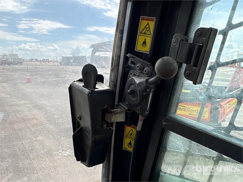CAT 246C Chargeuse compacte
