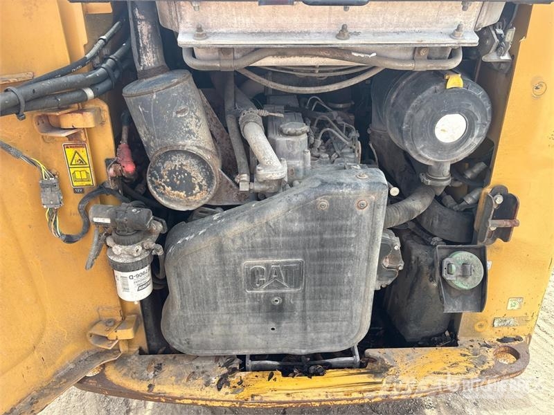 CAT 246C Chargeuse compacte