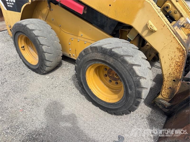 CAT 246C Chargeuse compacte
