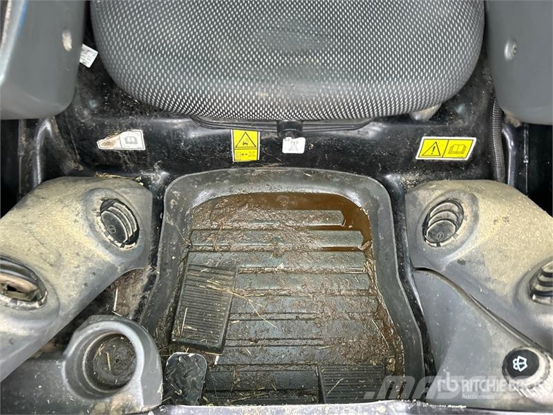 CAT 246D3 Two-Speed Skid Steer Loader Minicargadoras