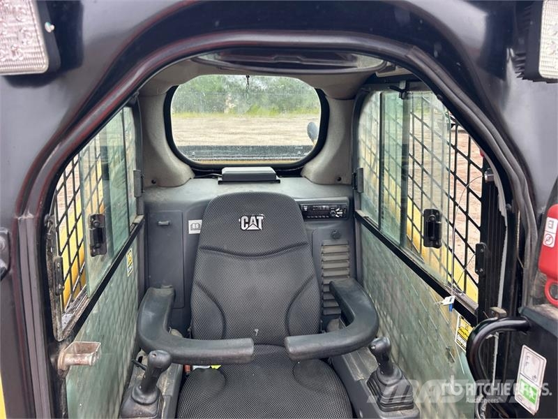 CAT 246D3 Two-Speed Skid Steer Loader Minicargadoras