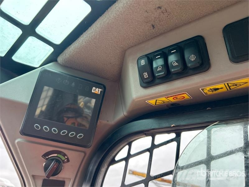 CAT 246D3 Two-Speed Skid Steer Loader Minicargadoras