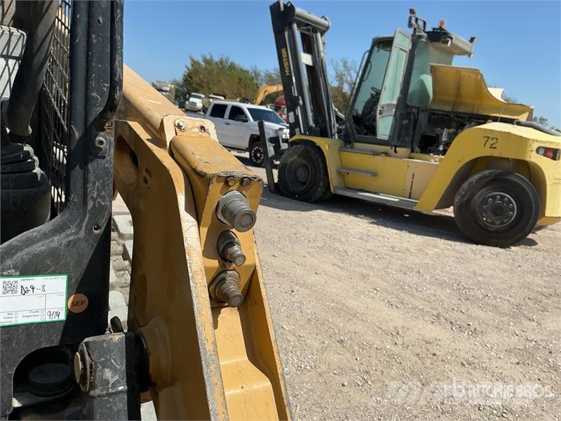 CAT 249D Skid steer mini nakladalci