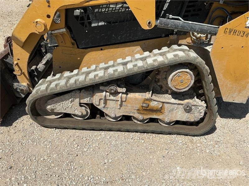 CAT 249D Skid steer mini nakladalci