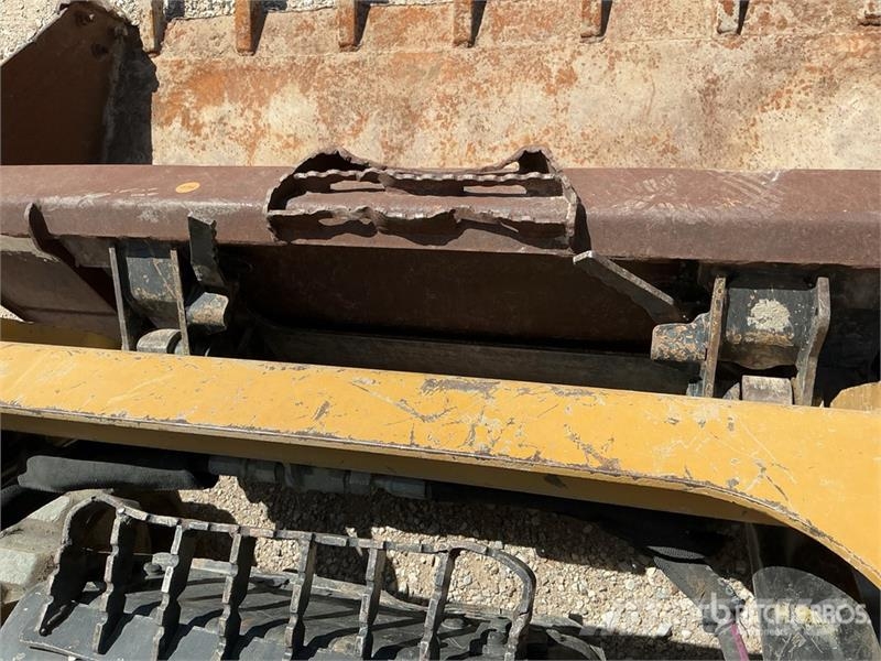 CAT 249D Skid steer mini nakladalci