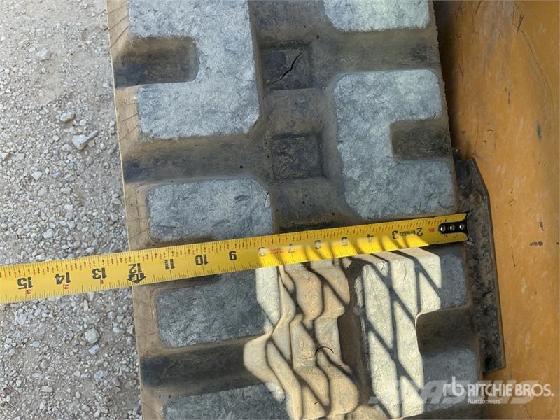 CAT 249D Skid steer mini nakladalci