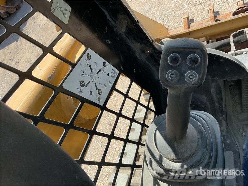 CAT 249D Skid steer mini nakladalci