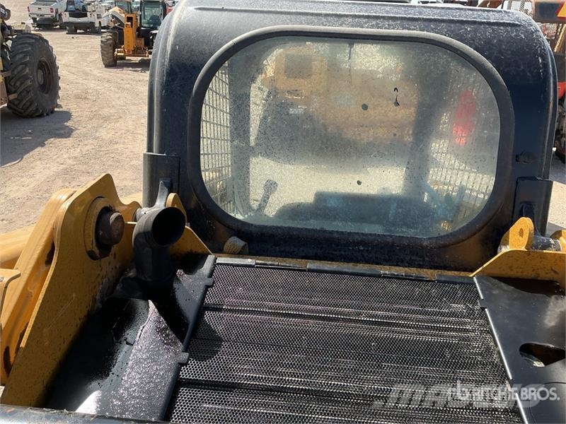 CAT 249D Skid steer mini nakladalci