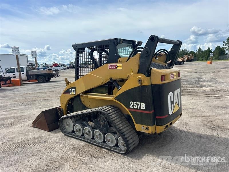 CAT 257B Compact Track Loader Skid steer mini nakladalci