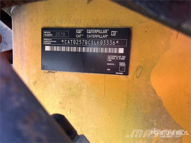 CAT 257B Compact Track Loader Skid steer mini nakladalci