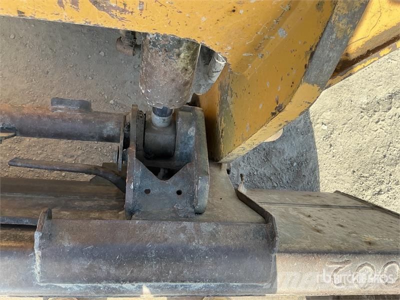 CAT 259D Skid steer mini nakladalci